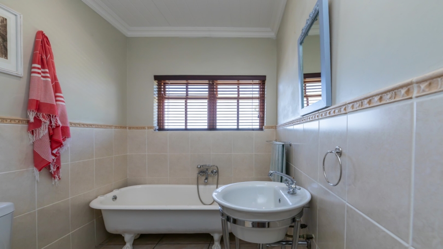4 Bedroom Property for Sale in Darling Western Cape